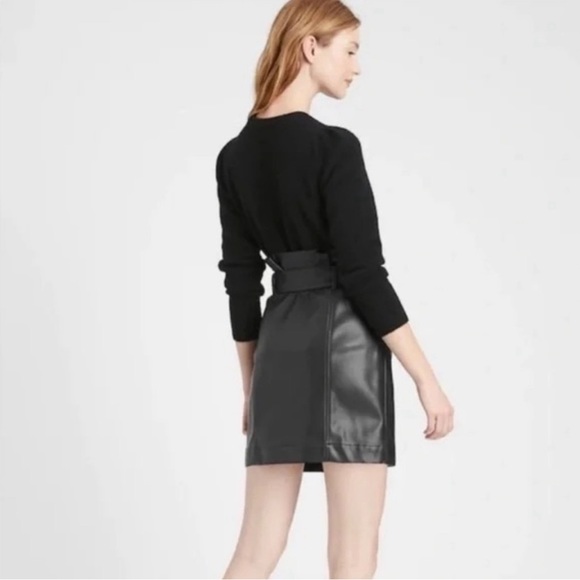 SALE! NWT Banana Republic faux leather skirt size 6 - Picture 3 of 6